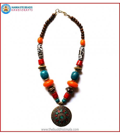 Dzi Beads & Inlaid Brass Pendant Necklace